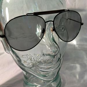 Vintage 80s aviator sunglasses